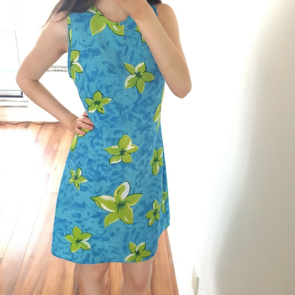 Vintage Floral Shift Dress - Y2K/90s Style